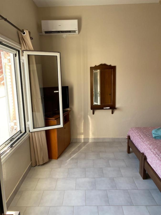 Villa Casa Helen à Limin Ierakos Extérieur photo
